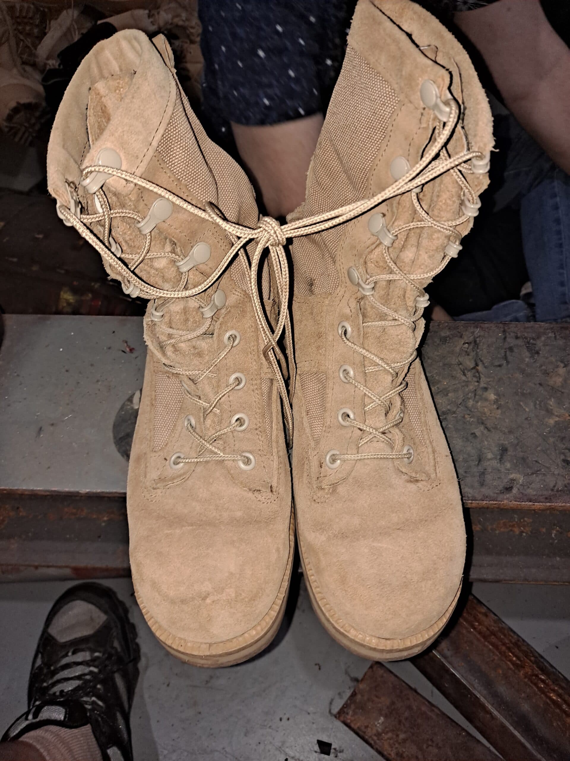 Used, Steel Toe Boots, Tan made by Wellco size 4 1/2 Wide thumbnail 3