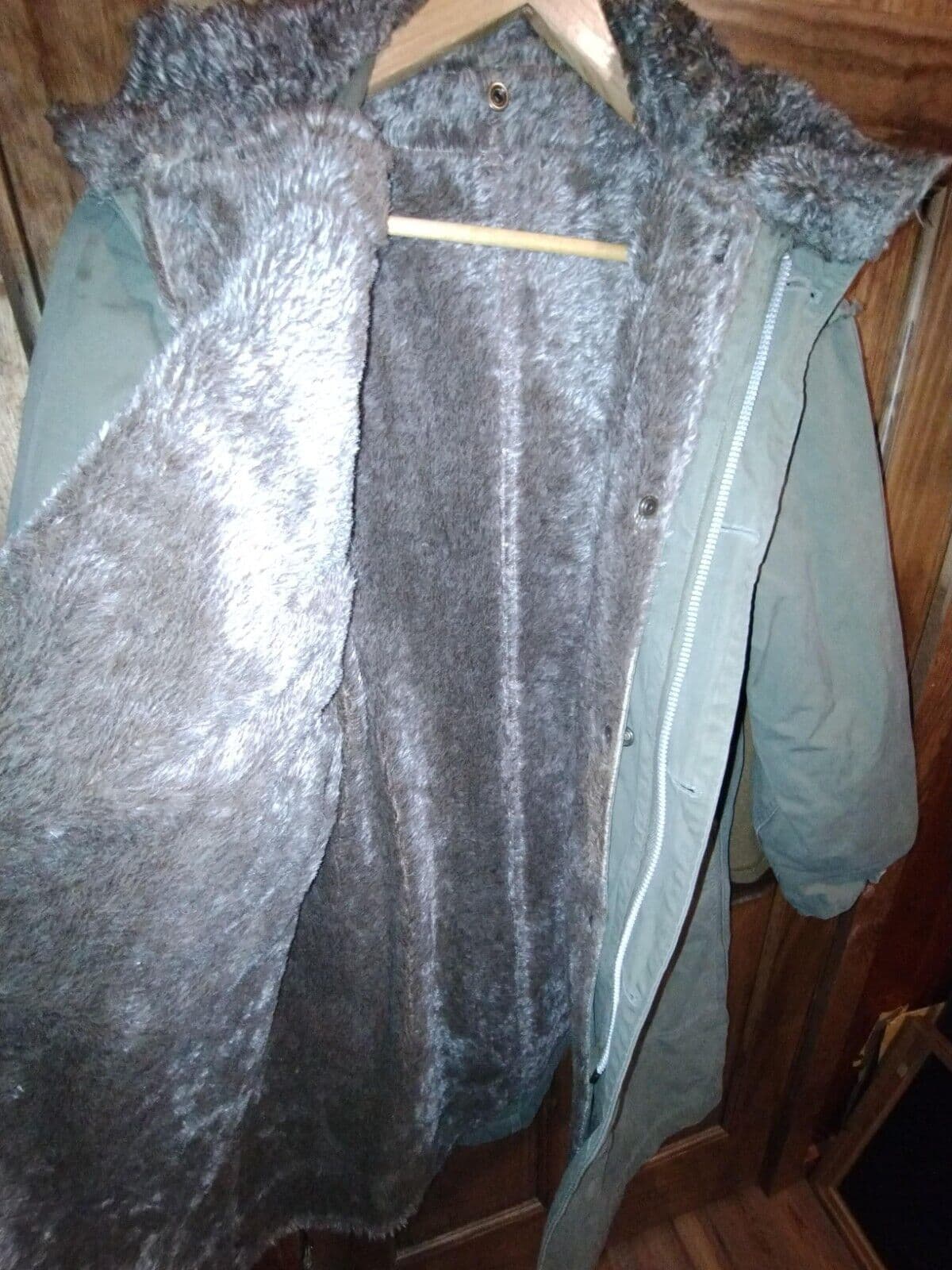 Original M1947 US Fishtail Parka with real Alpaca fur. VERY Rare!! Size Medium Lot #11 thumbnail 3