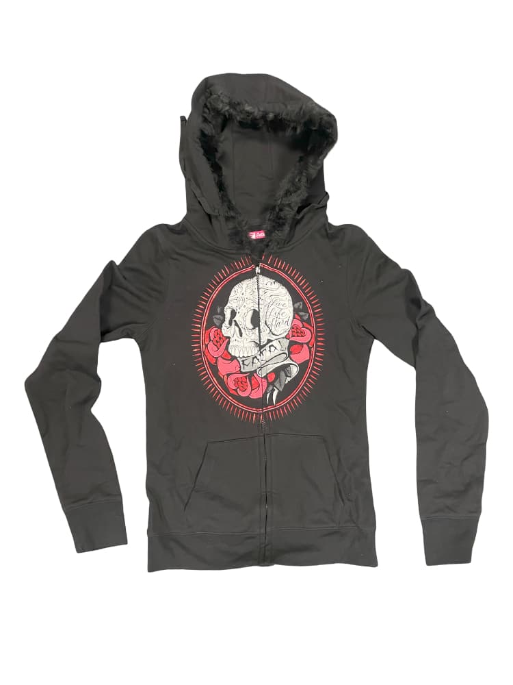 Skull & Roses
