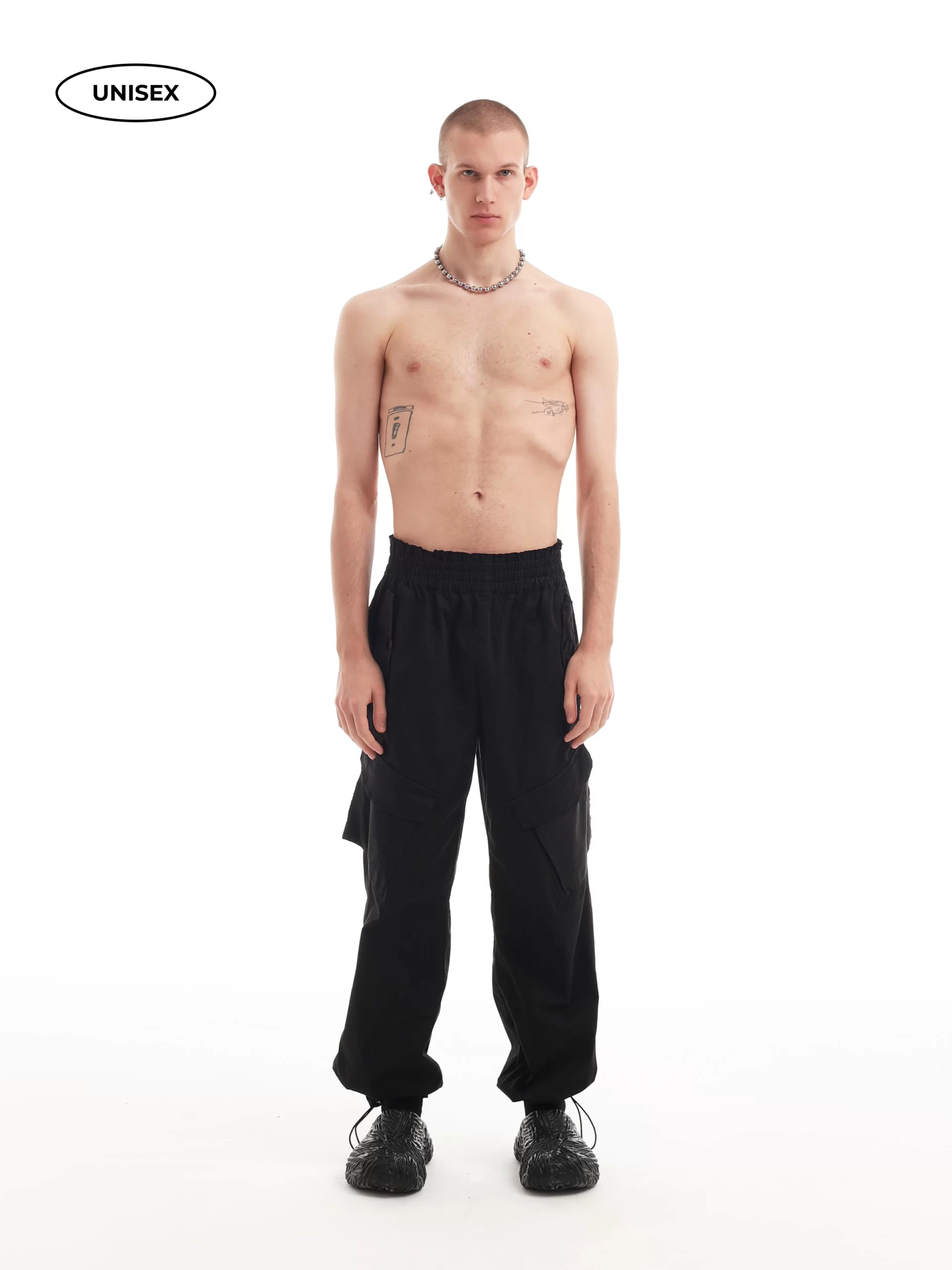 BLACK CARGO PANTS thumbnail 2
