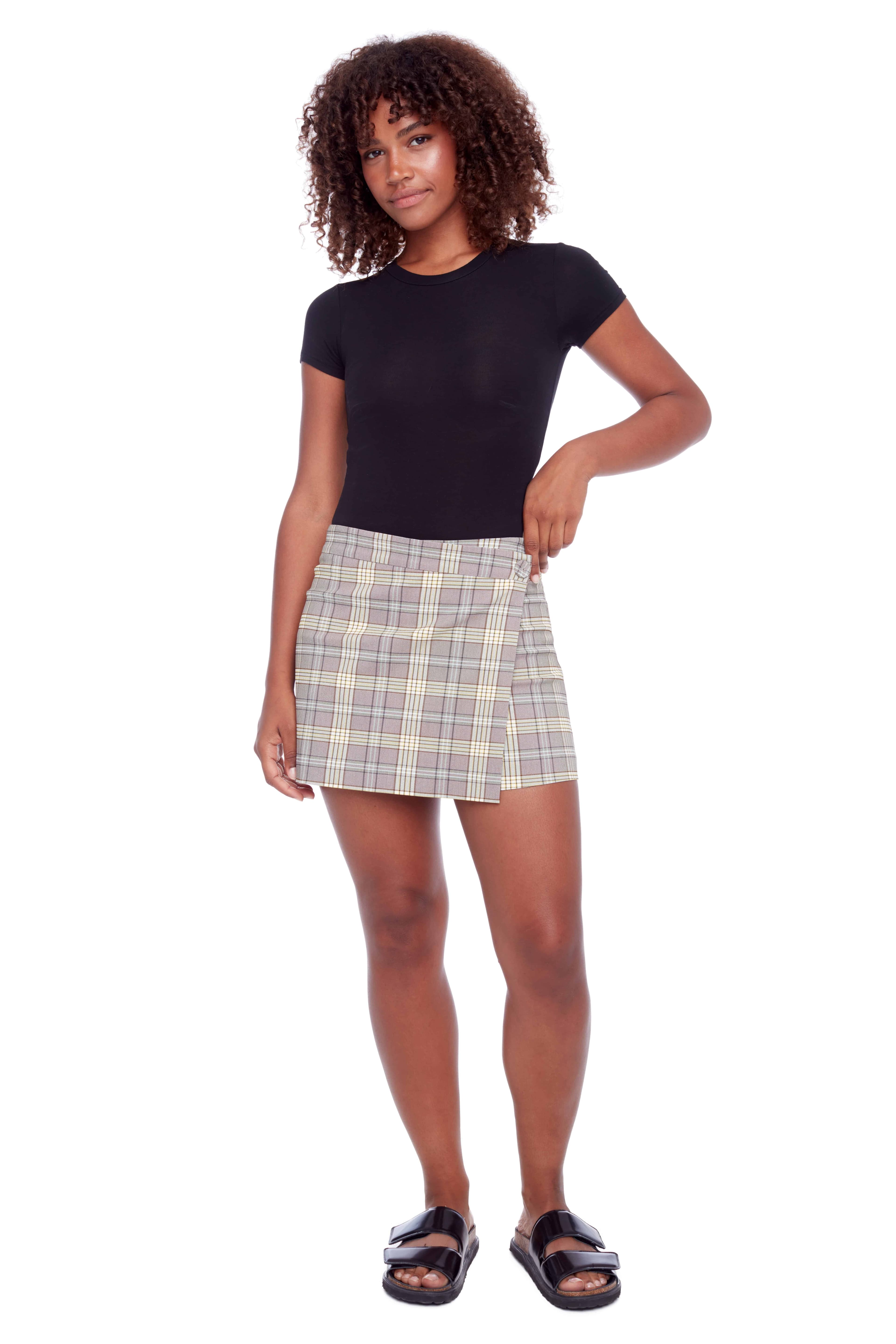 SHIRA BOOMER PLAID SKORT