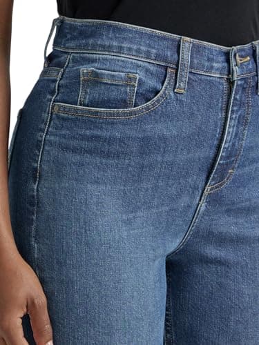 Lee Women's Legendary High Rise Mom Jean, Standout, 18 thumbnail 4