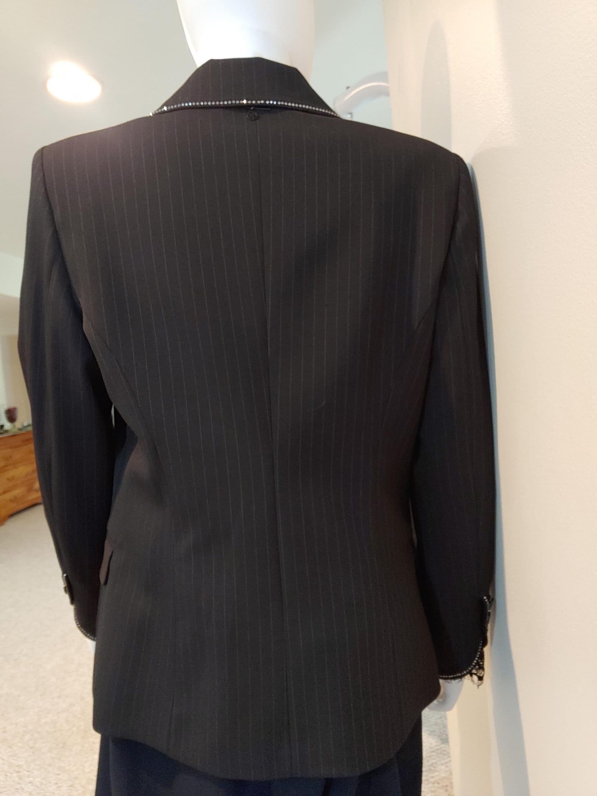 Sparkly pinstripe – black buttons thumbnail 2