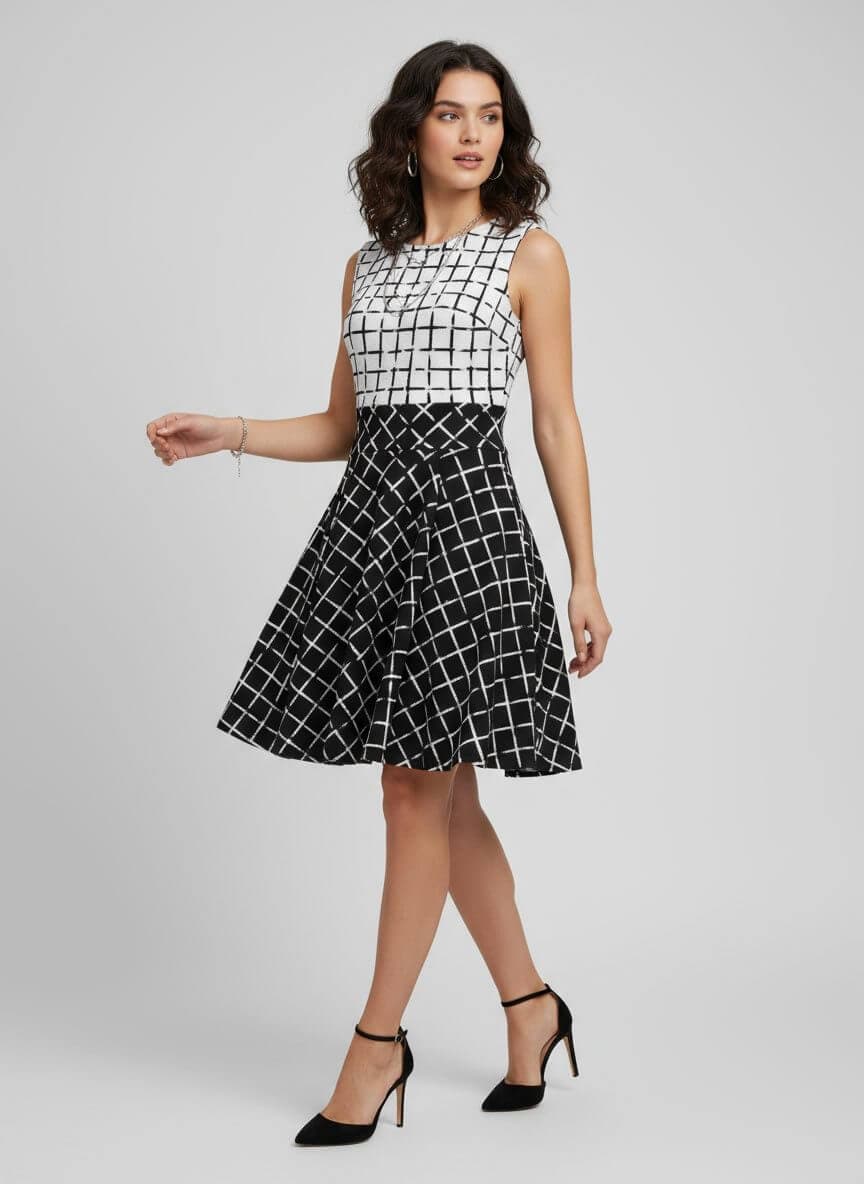 MundoE&amp;E Black /White Printed &amp; Navy Blue Reversible Dress thumbnail 2