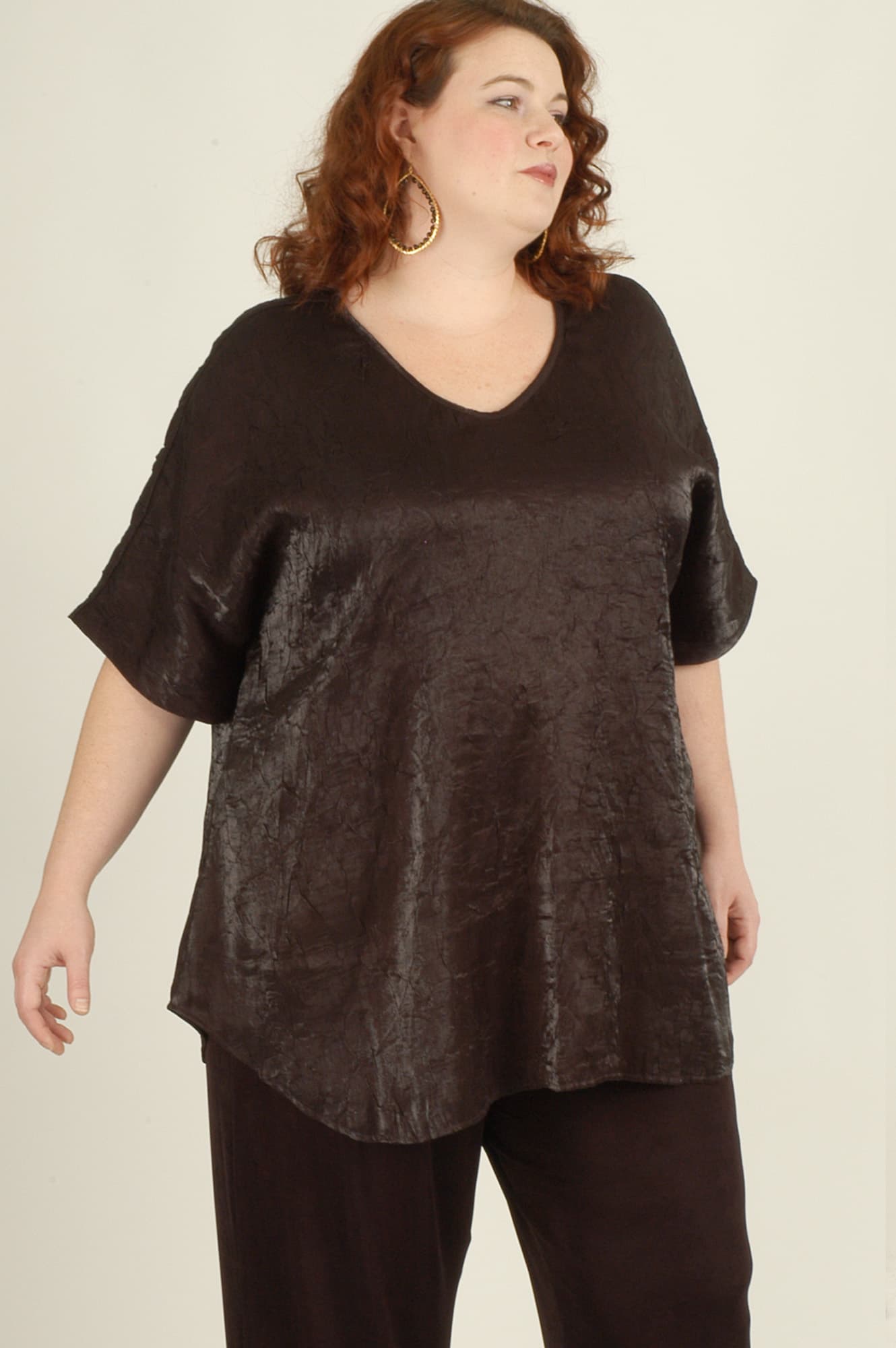 Plus Size Shell Top Black Crinkle Crash 22/24, 26/28