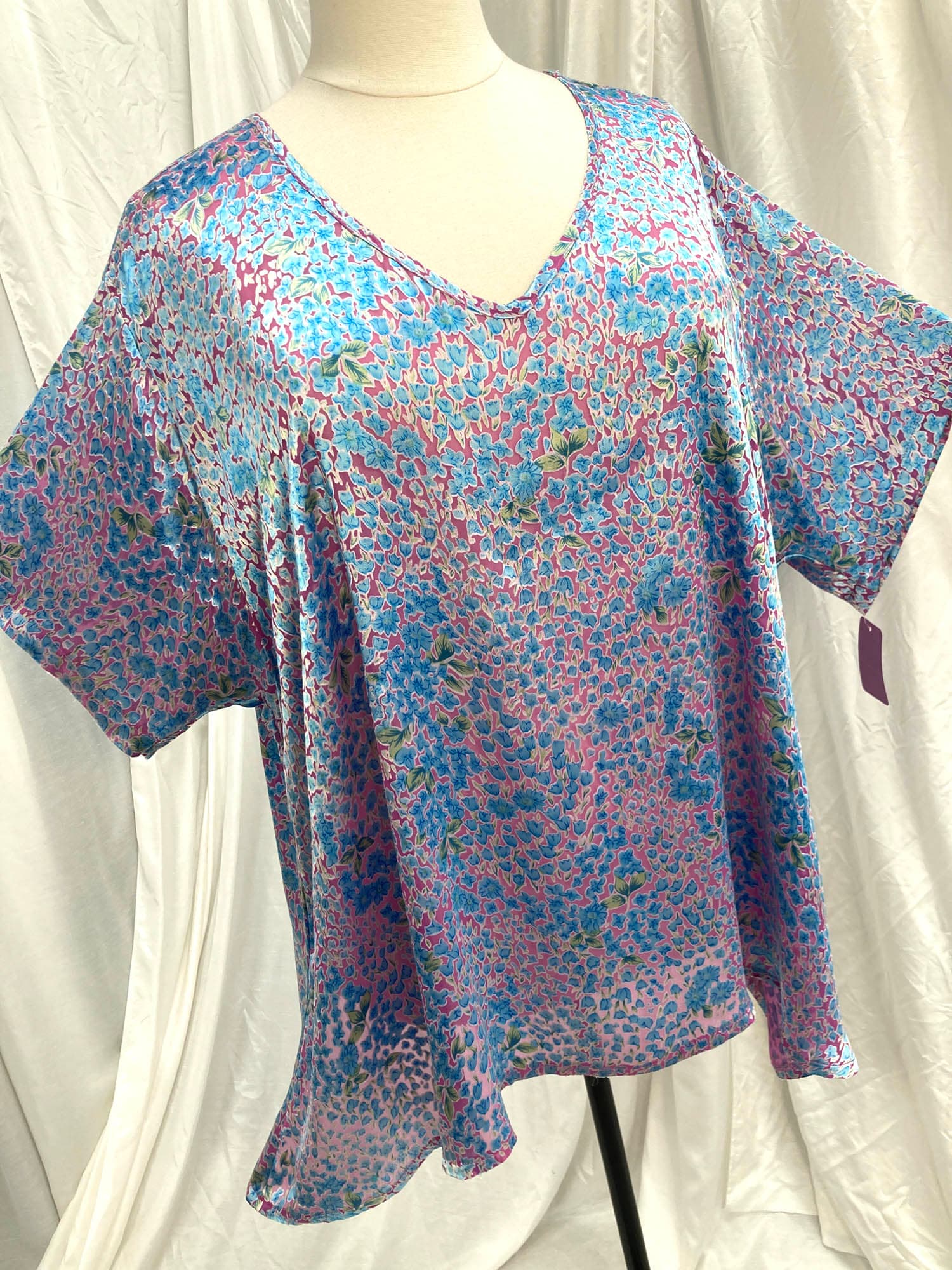 Plus Size Shell Top Silk Satin Burnout Tiny Floral Pink Blue 30/32 thumbnail 4