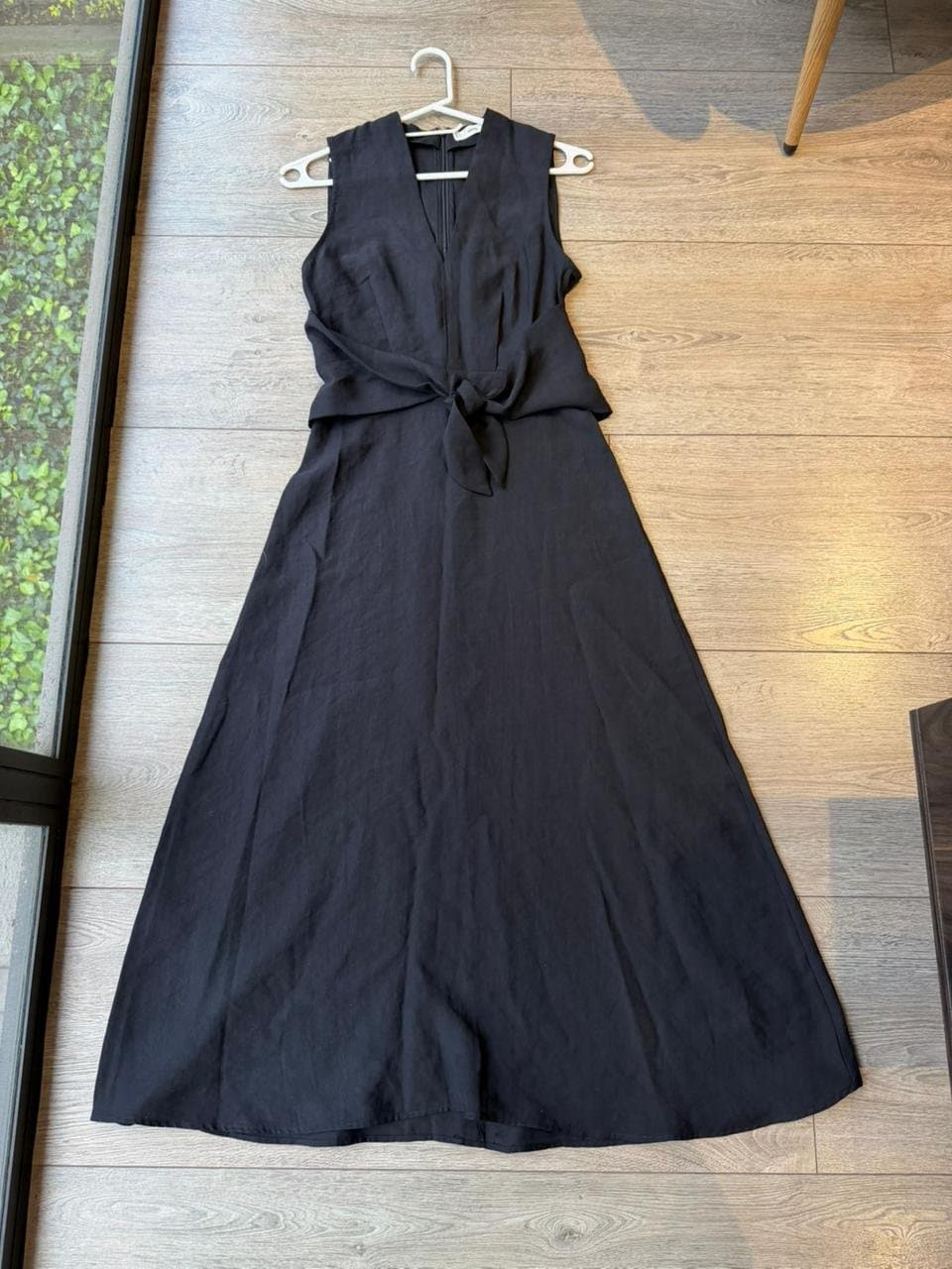 Vestido Largo Negro Anudado MANGO