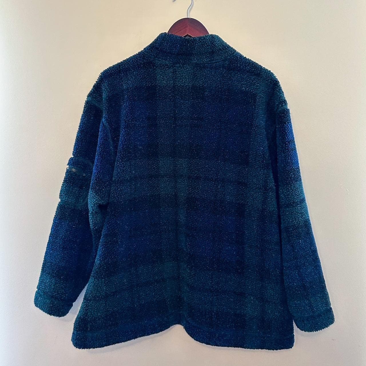 Vintage Sherpa Navy and Green Plaid Cabin Quilt Pullover thumbnail 4