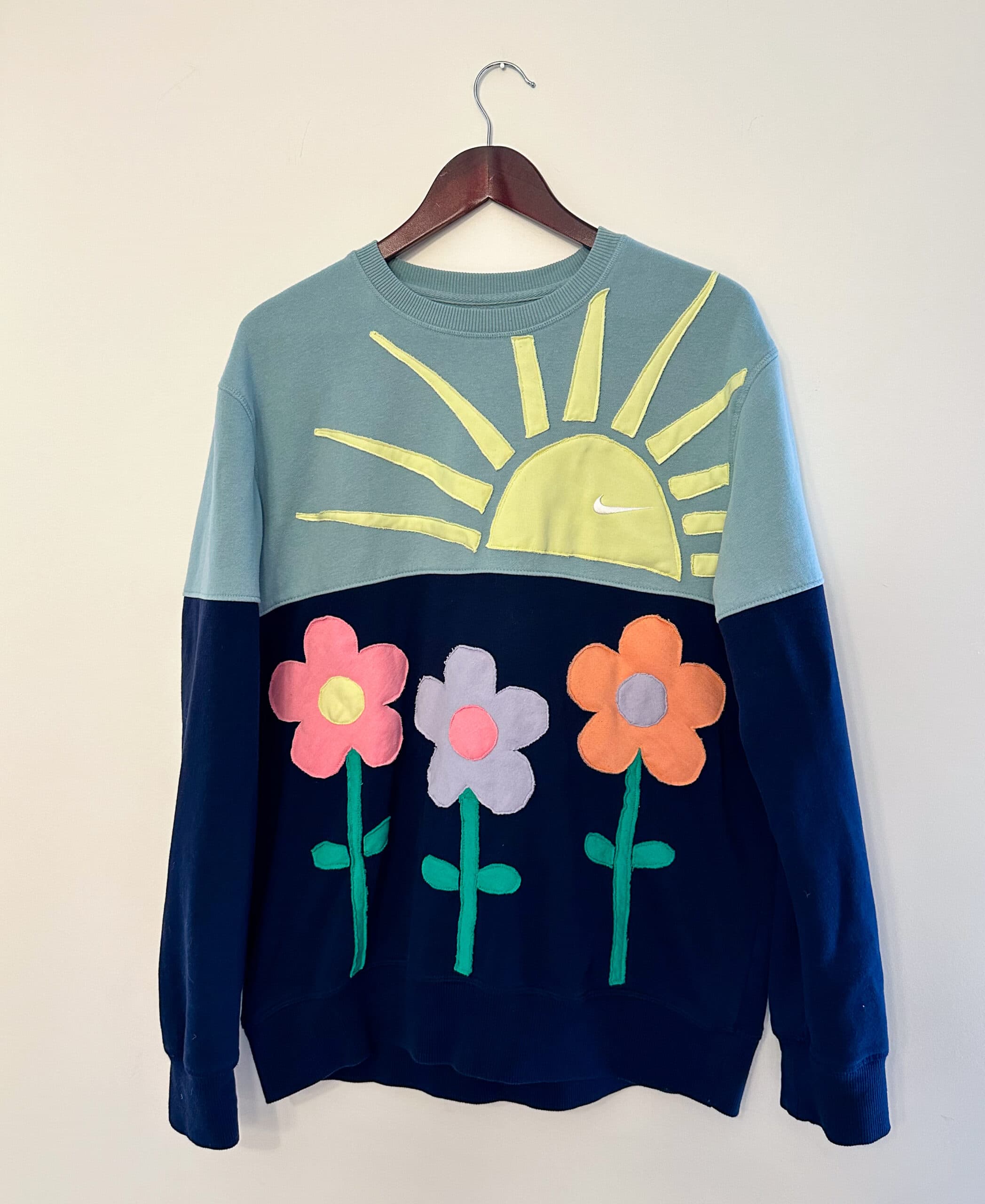 Reworked Flower & Sunshine Nike Crewneck thumbnail 4