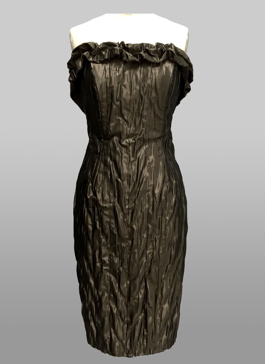 Ruffled Sheath 5840