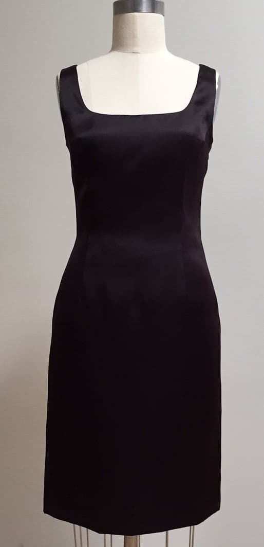 Scooped Sheath 9741