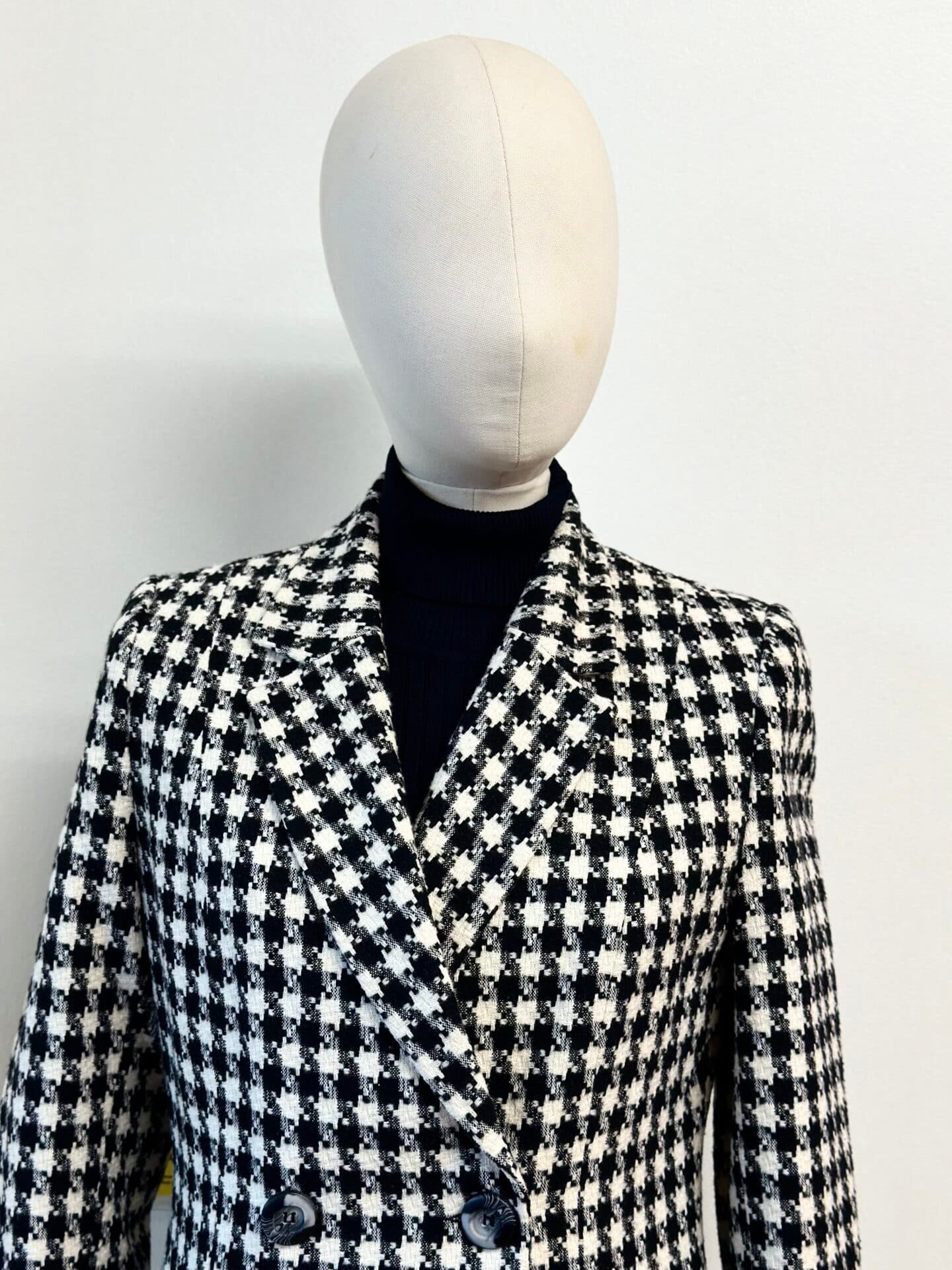 DOUBLE BREASTED BLACK AND WHITE CHECKED OVERCOAT thumbnail 2