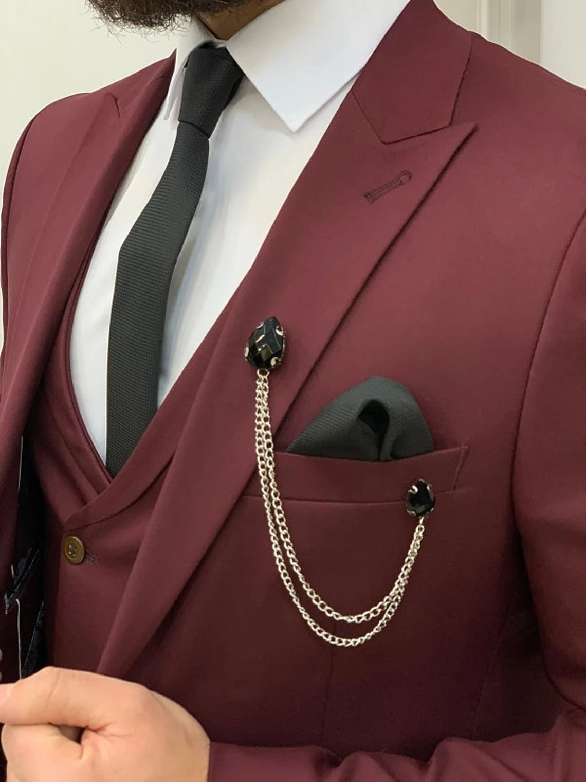 Men’s Burgundy 3 Piece Formal Wedding Suit thumbnail 3