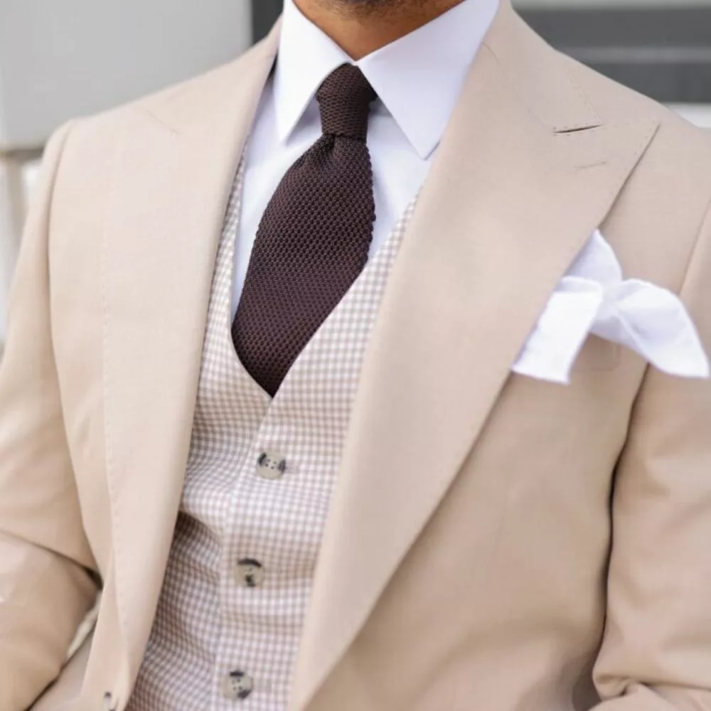 Beige Three Piece Modern Fit Suit For Men thumbnail 3