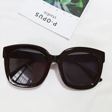 Tori Black Square Sunglasses