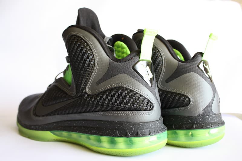 Nike Air Zoom LeBron IX “Dunkman” (2012) thumbnail 2