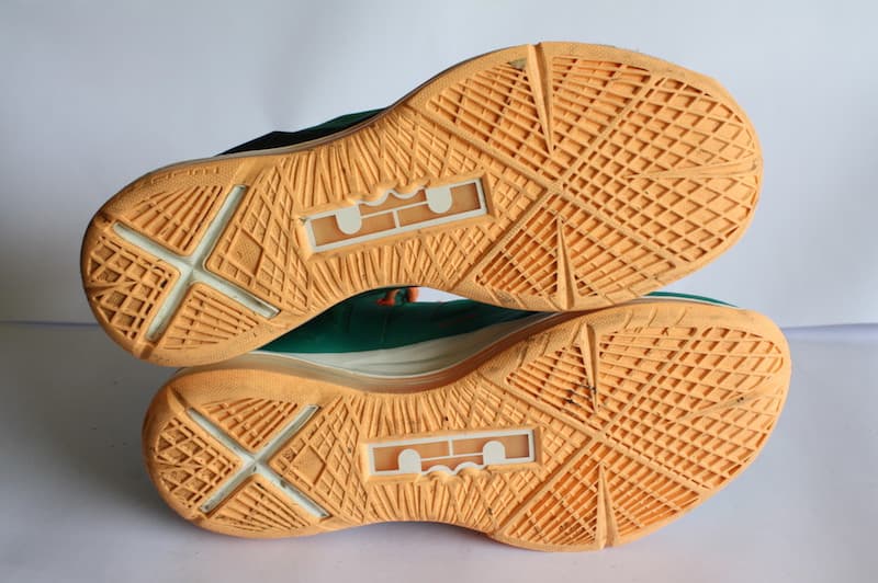 Nike Air Zoom LeBron X “Setting” (2012) thumbnail 4