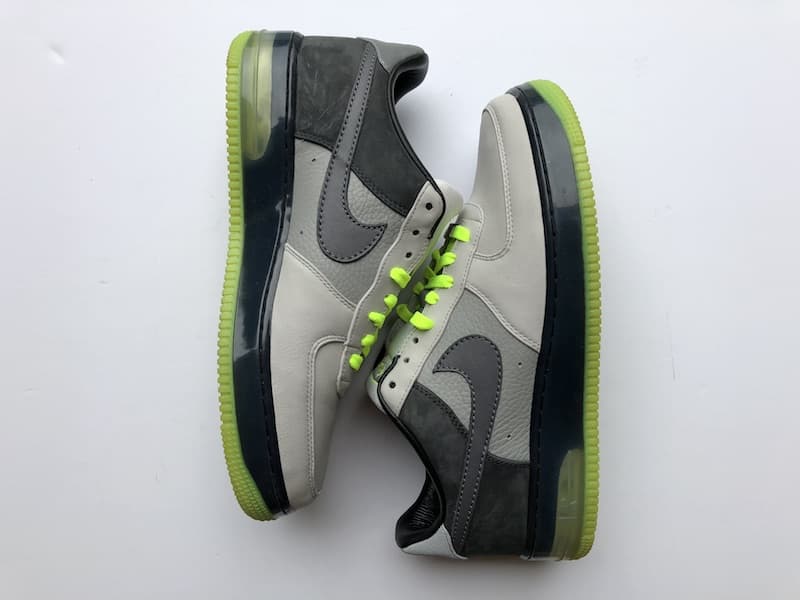 Nike Air Force 1 Supreme Max Air “Neon” (2008)