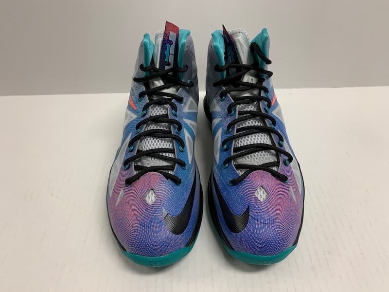 Nike Zoom LeBron X “Re-Entry” (2013) thumbnail 2