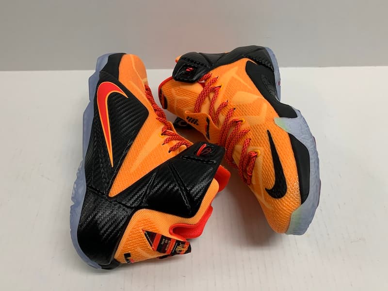 Nike Air LeBron XII “Witness” (2015)