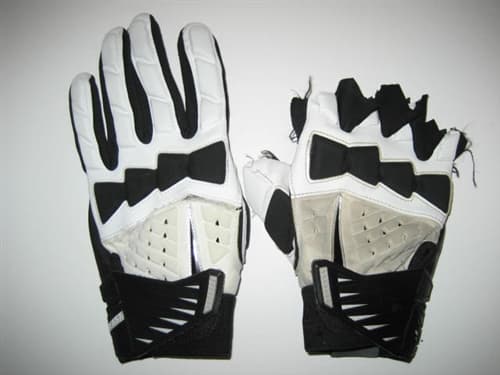 Dallas Hendrikson Rutgers Scarlet Knights Game Worn & Signed Nike Gloves thumbnail 2
