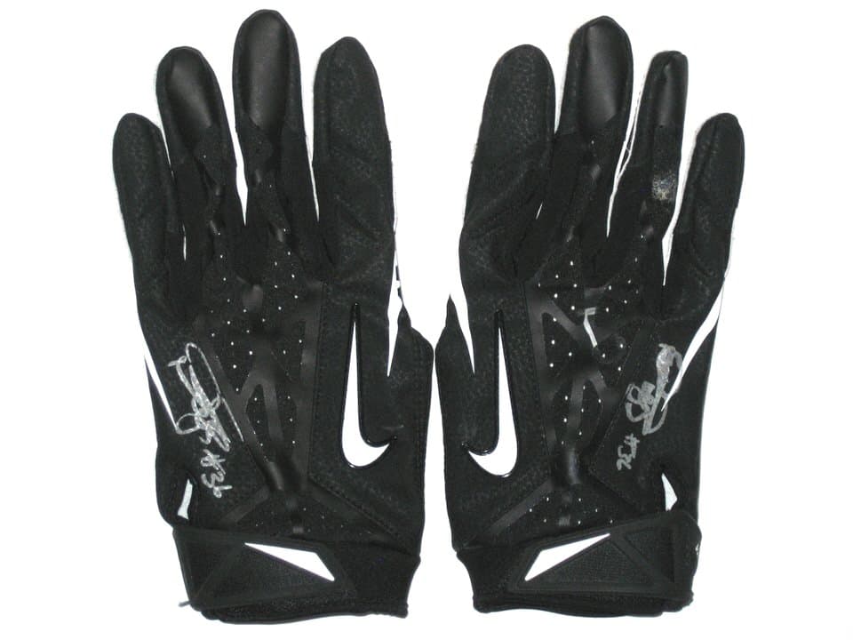 Darrel Young Washington Redskins Game Worn & Signed Black & White Nike Gloves