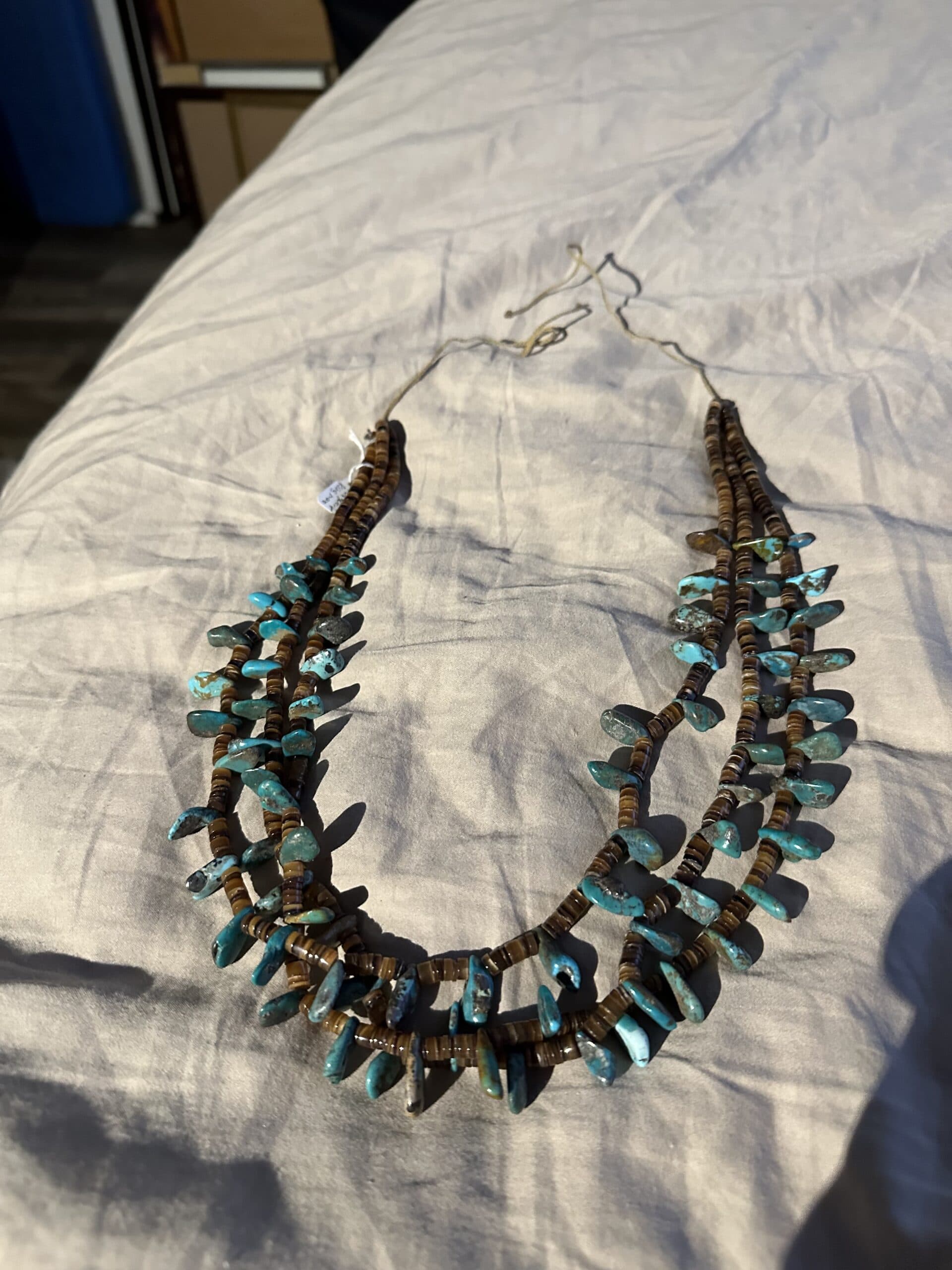 Necklace Three Strand Kingman Turquoise Pin Shell