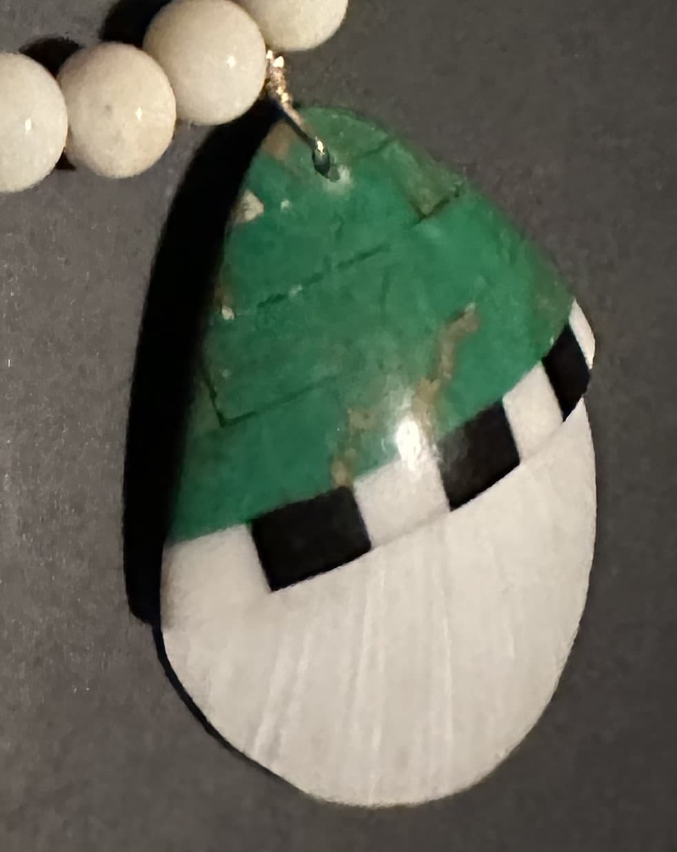 Necklace White Clam Shell Gaspeite Inlay thumbnail 3
