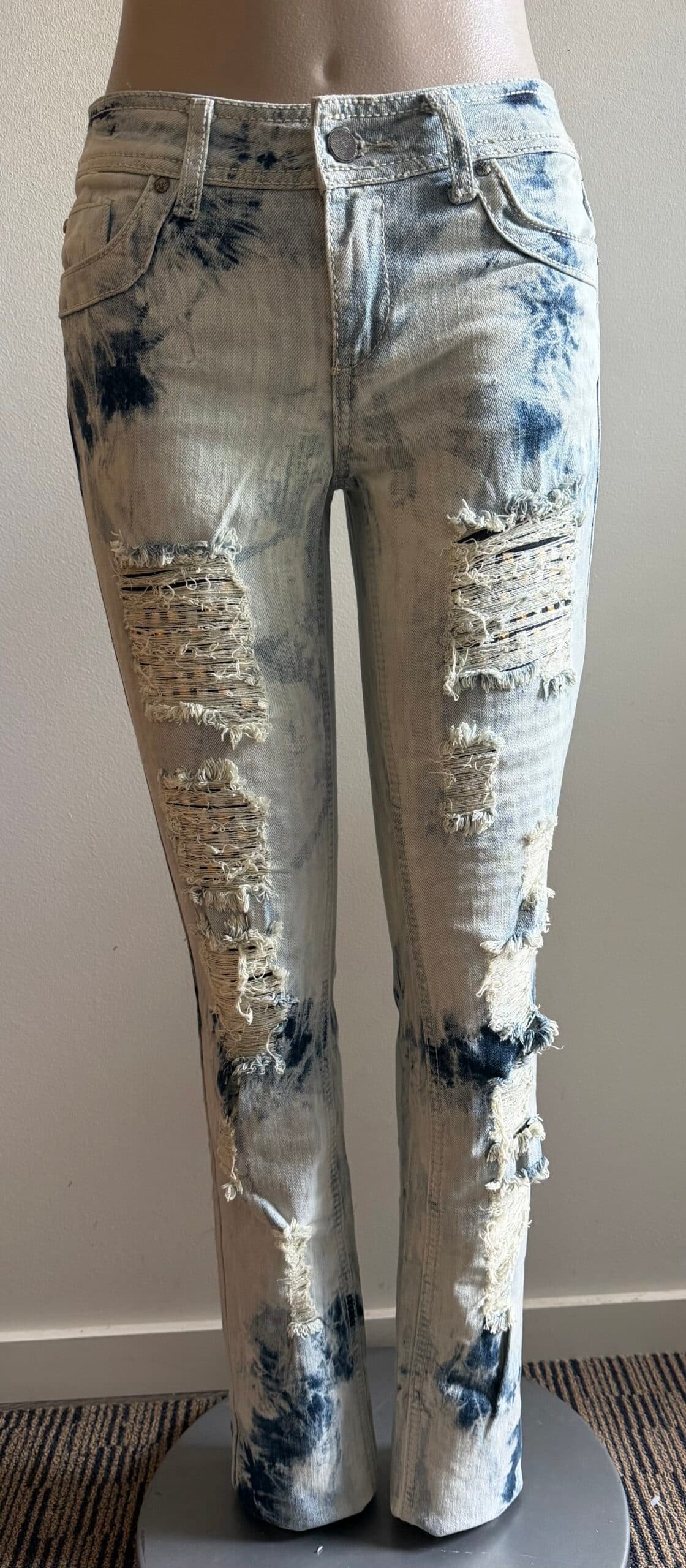 FP1094-Studs trim heavy destroyed fashion denim pants
