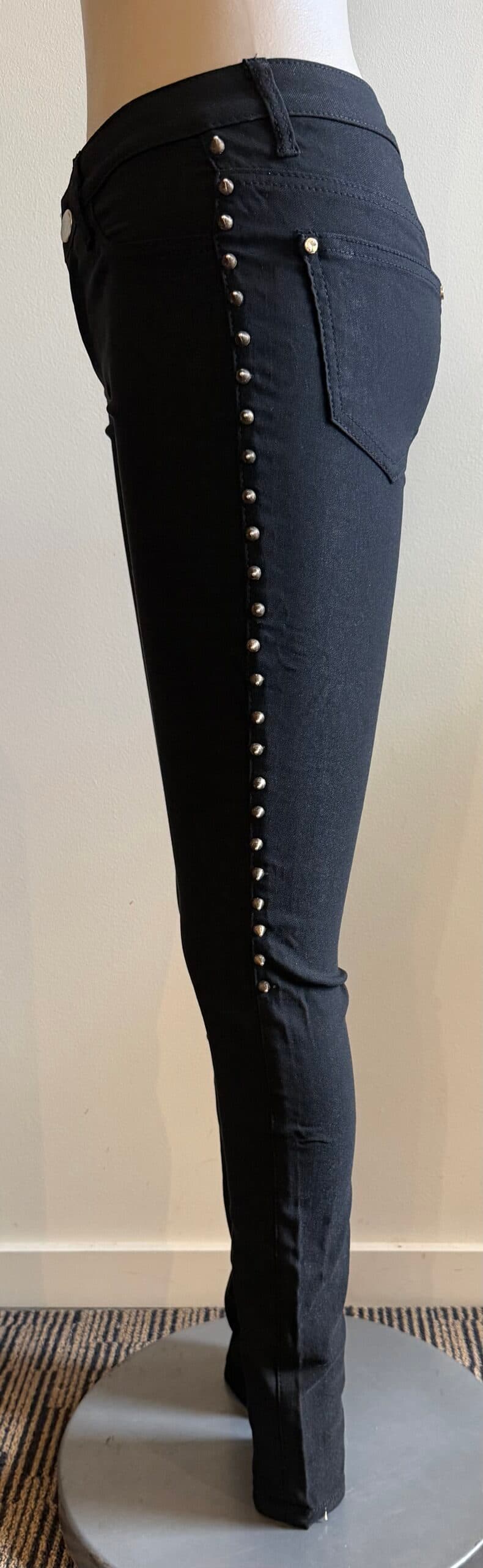 FP1800-Gold studs pants thumbnail 2