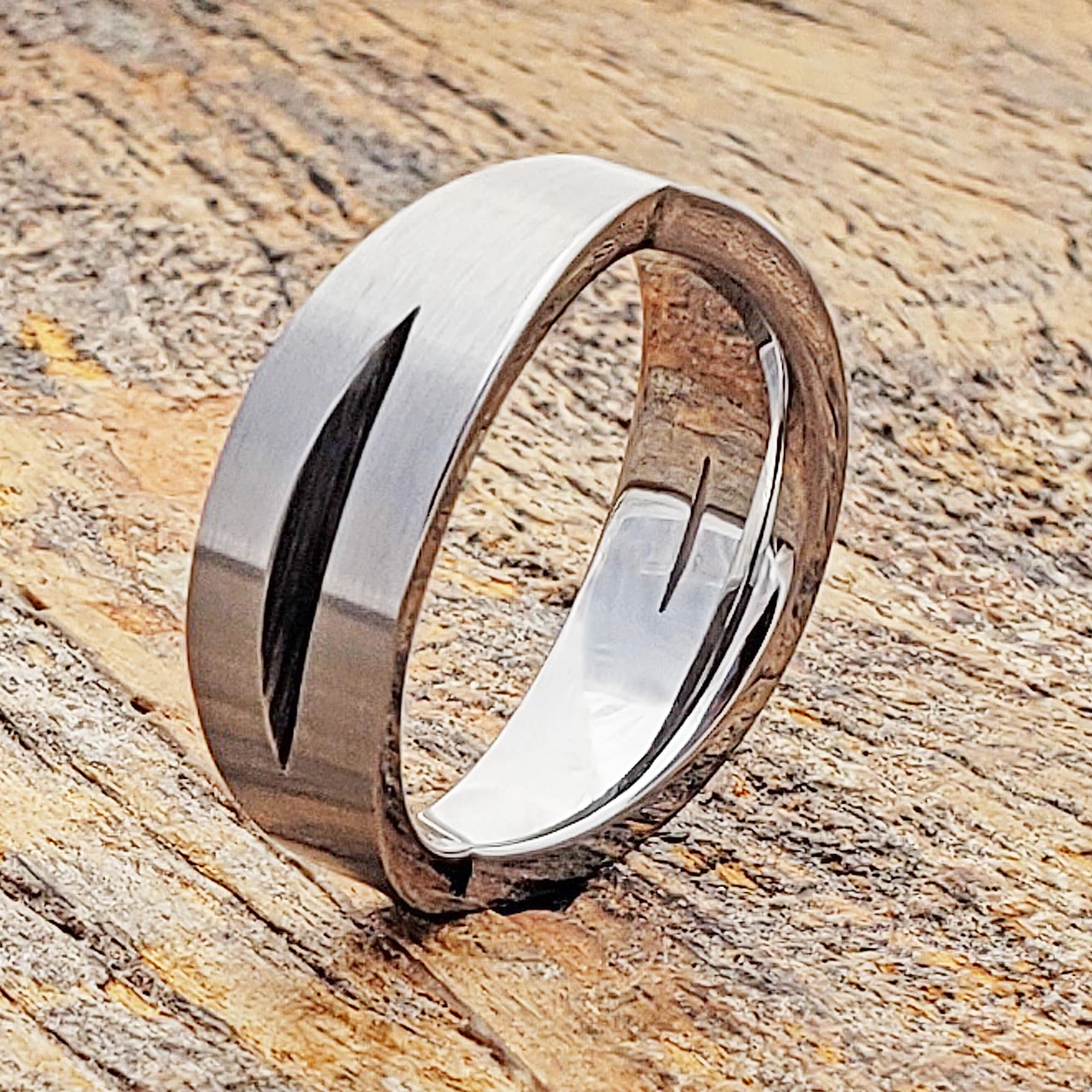 Eccentricity Sculpted Unique Rings thumbnail 2