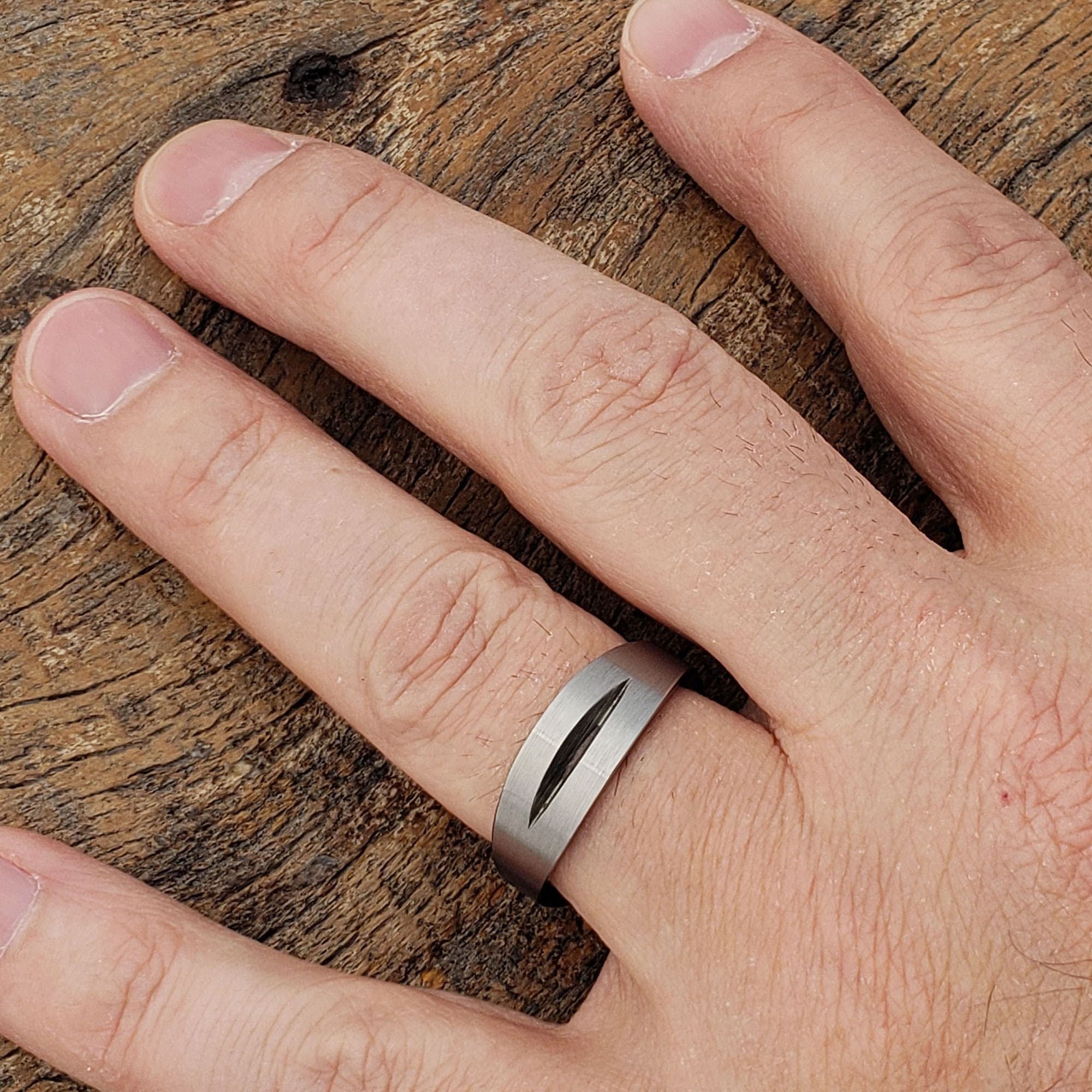 Eccentricity Sculpted Unique Rings thumbnail 3