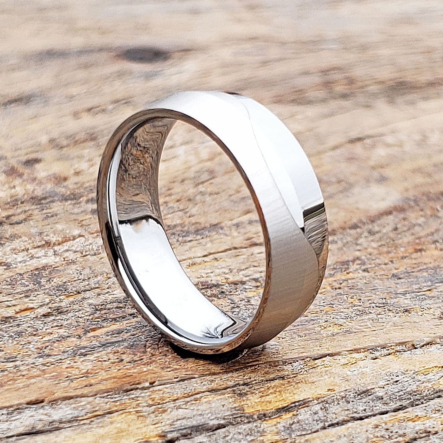 Jekyll Wave Specialty Unique Rings