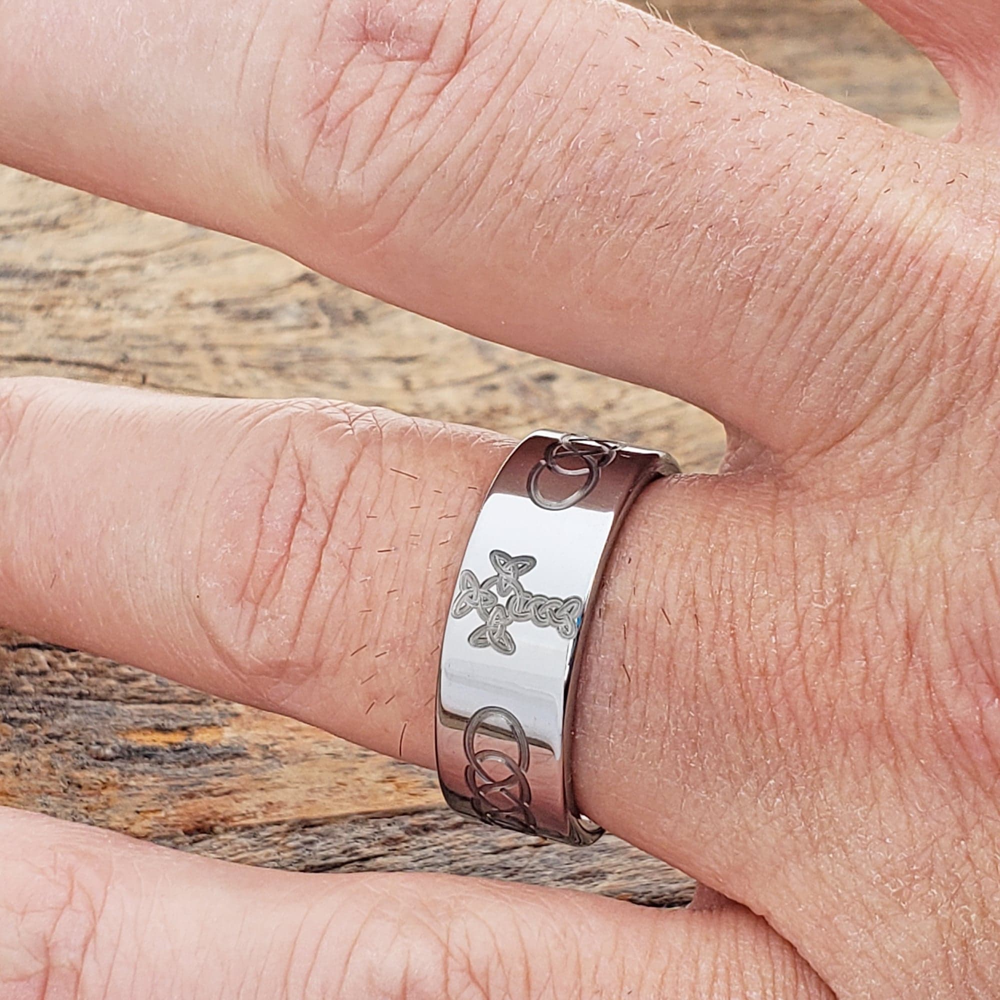 Aphrodite Carved Cross Rings thumbnail 3