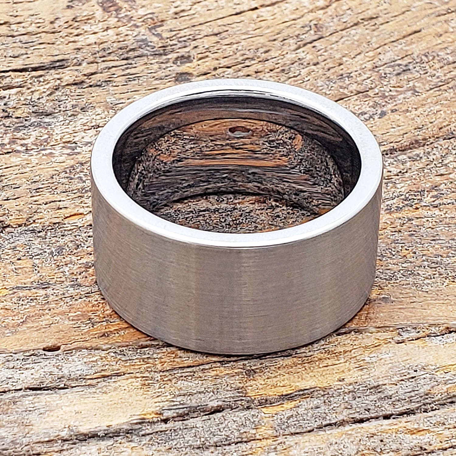 Europa Cool Mens Statement Rings thumbnail 3