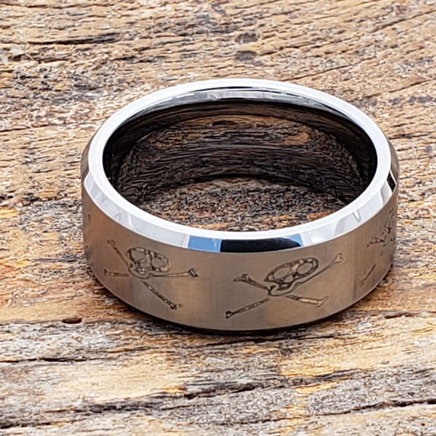 Jolly Roger Mens Skull Rings thumbnail 3