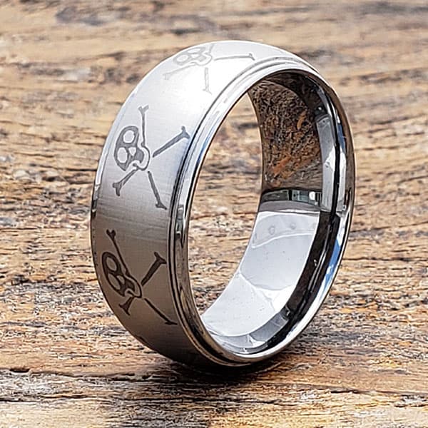 Jolly Roger Skull Rings thumbnail 2