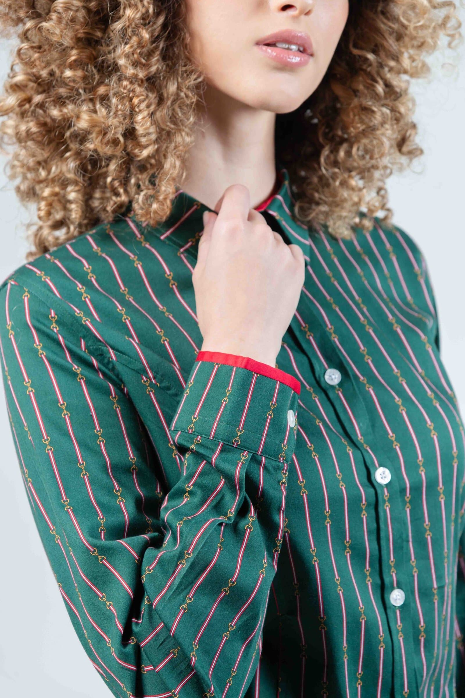 LAYLA Green Snaffle luxury cotton satin shirt with LYCRA thumbnail 3