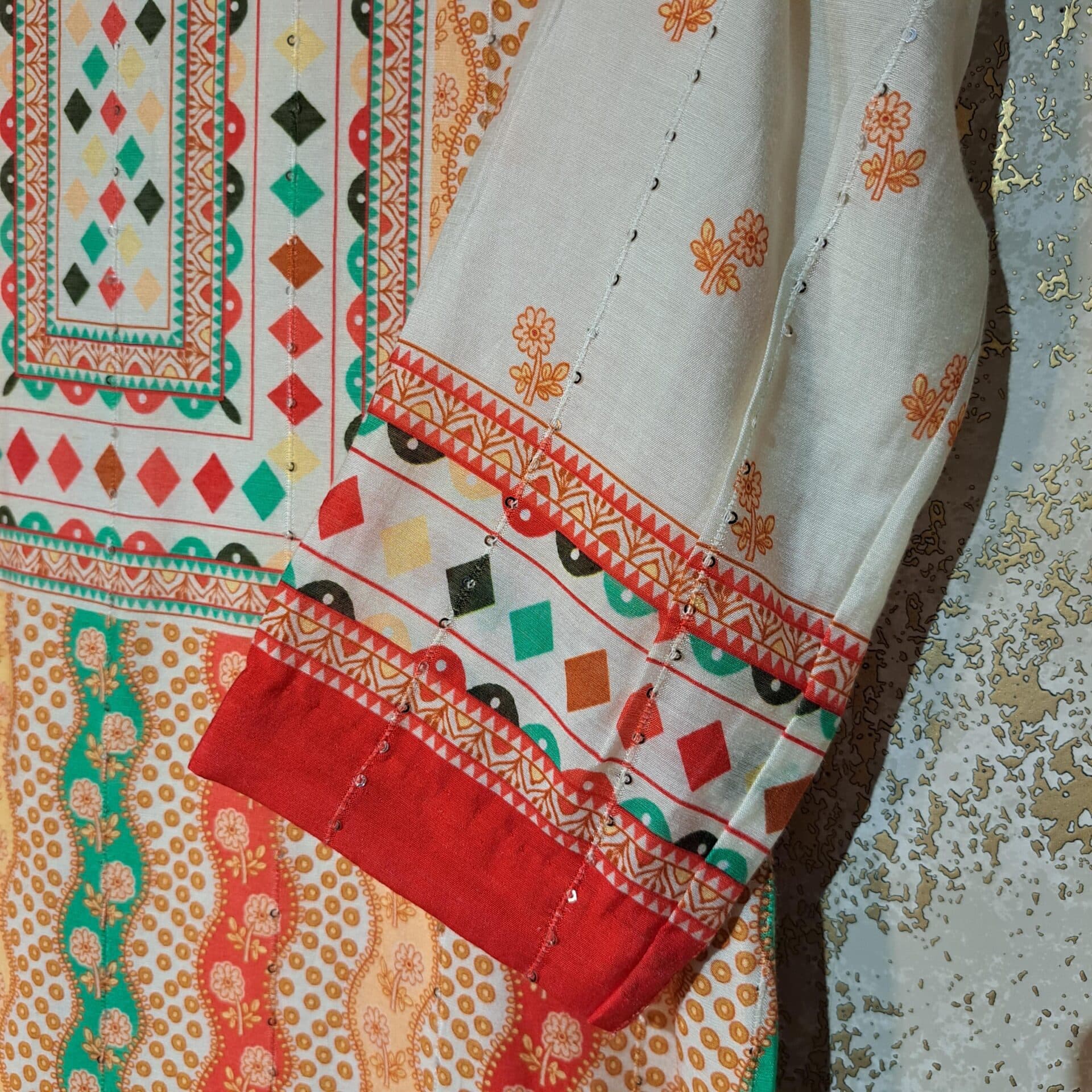 Off White Red Printed Pure Cotton Casual Trouser Suit with Dupatta Dresses thumbnail 4