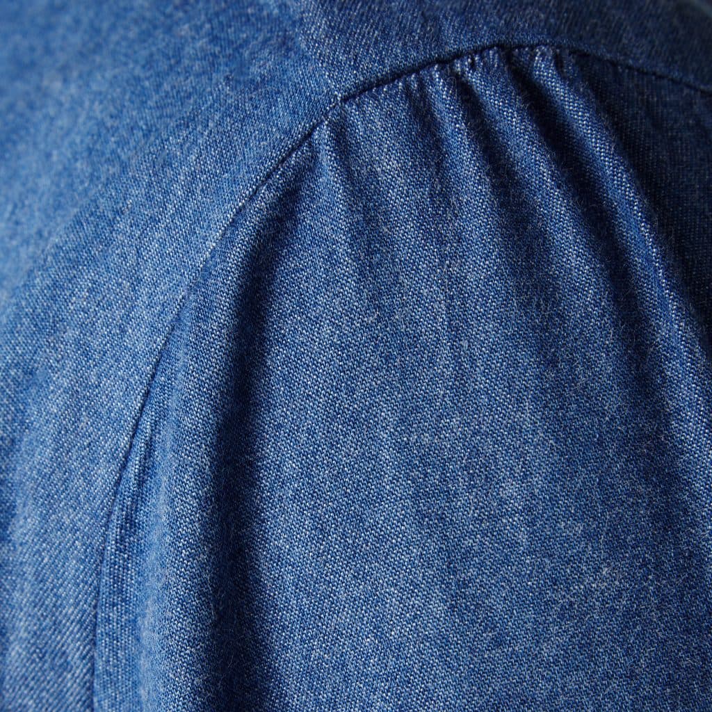 Classic Italian Denim Chambray Cut-Away Collar Dress Shirt thumbnail 4