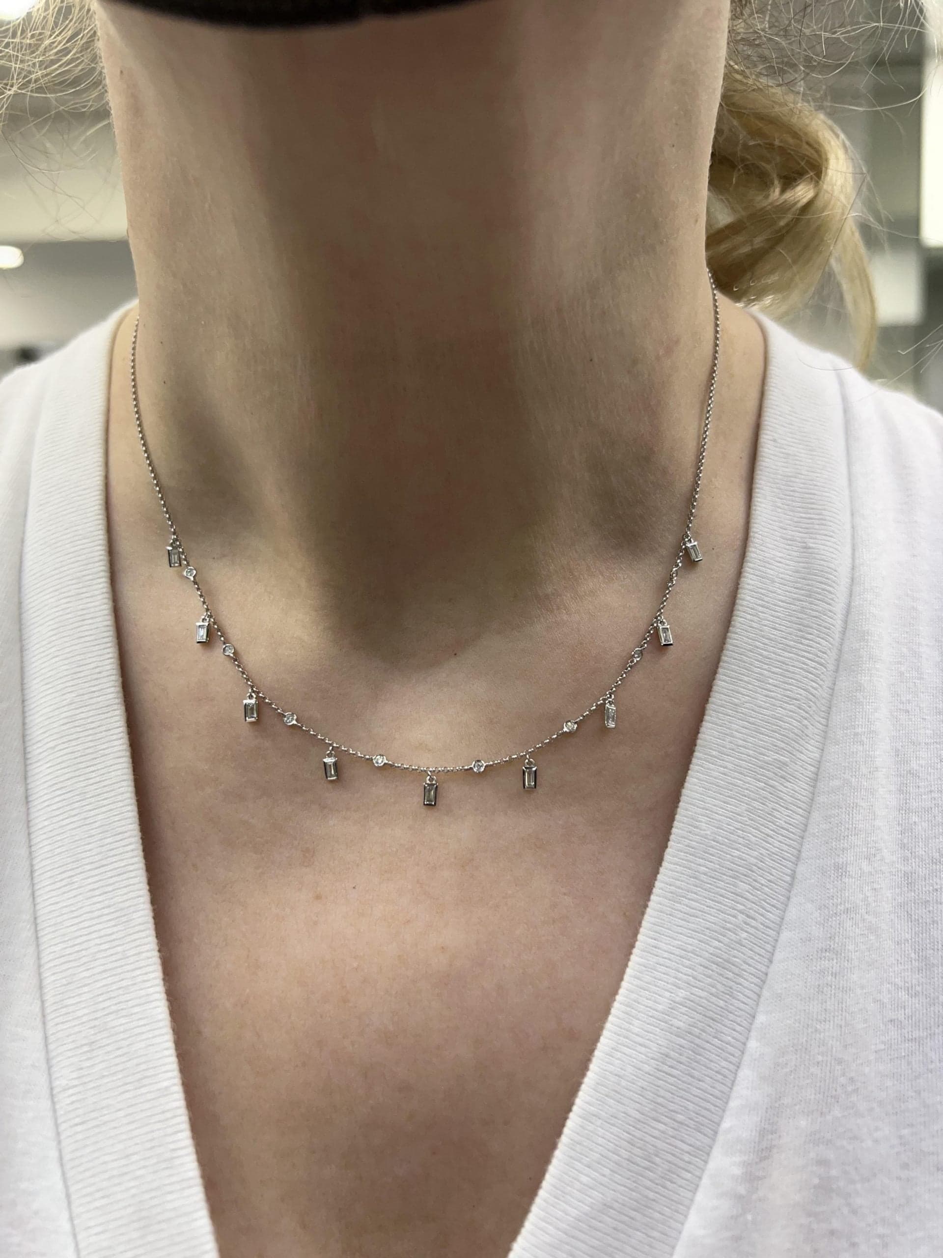 14 Karat Gold & Baguette Diamond Dangle Necklace 18″ thumbnail 3