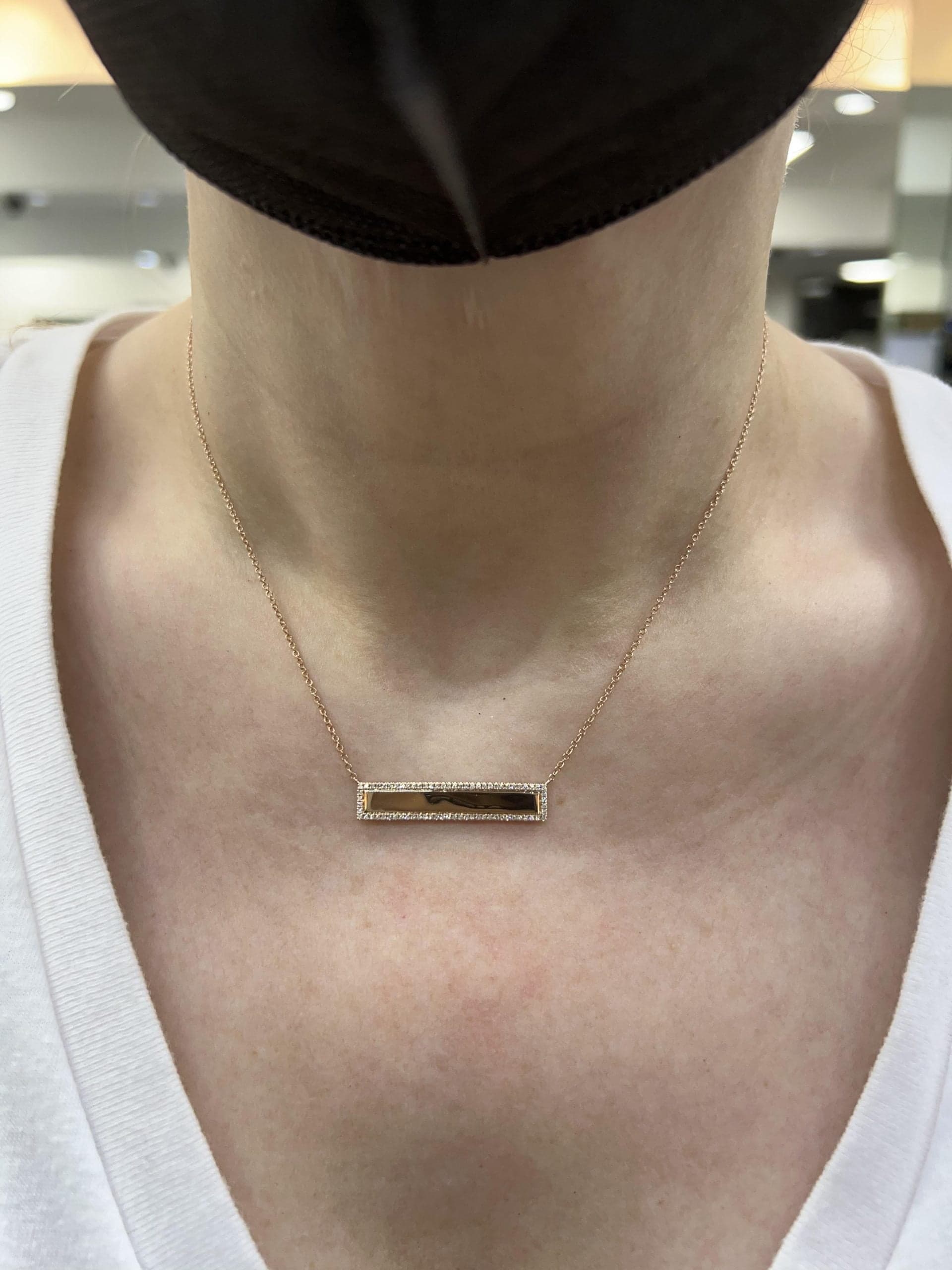 14KT Gold & Diamond 18″ Outlined Bar Necklace thumbnail 2
