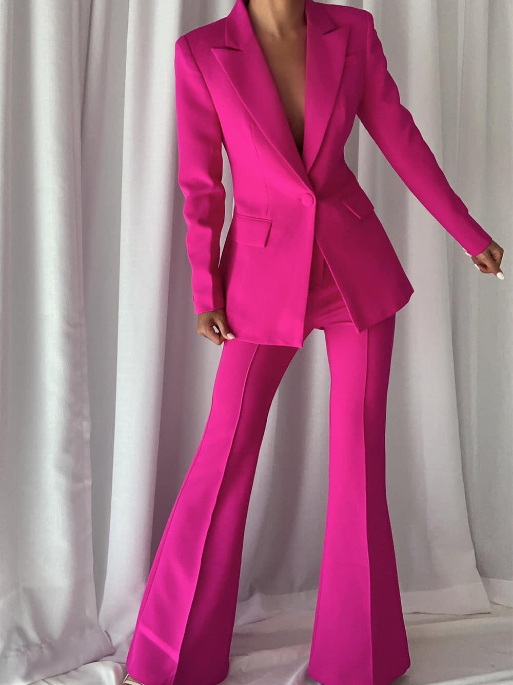 NAOMA Blazer & Flared Pants Set in Fuchsia thumbnail 3