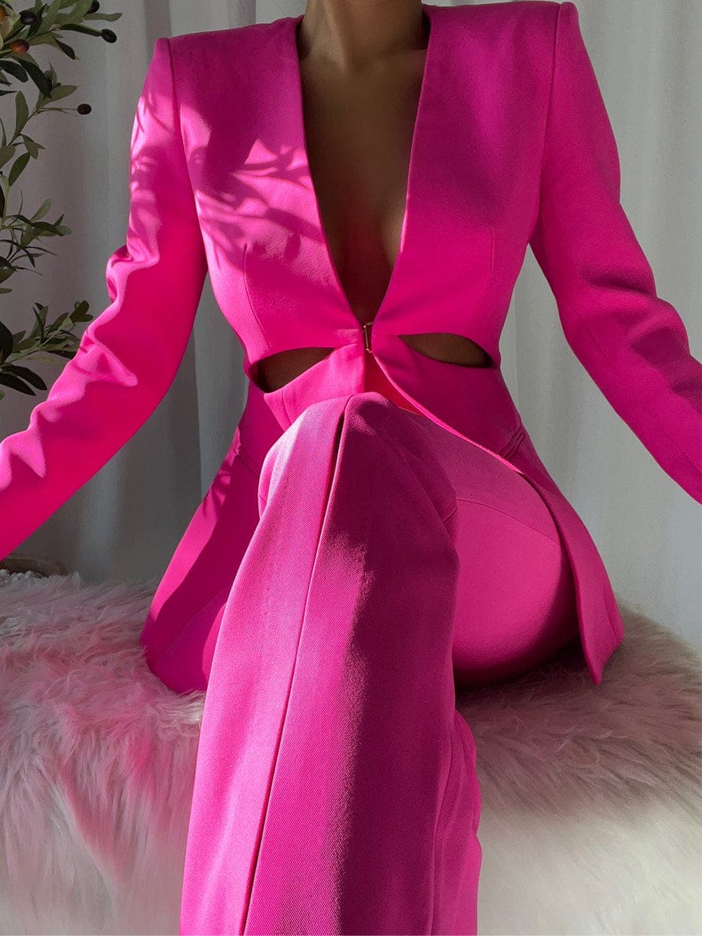 COUPERA Cut-out Blazer & Pants Set in Fuchsia thumbnail 2