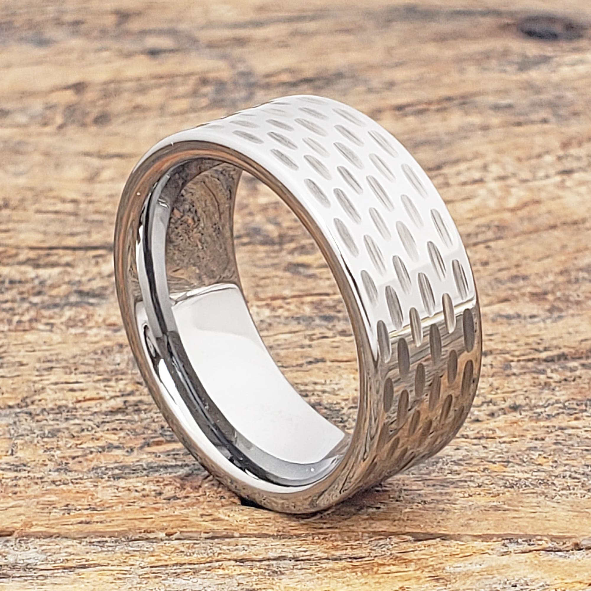 Cherokee Sculpted Mens Flat Carved Rings