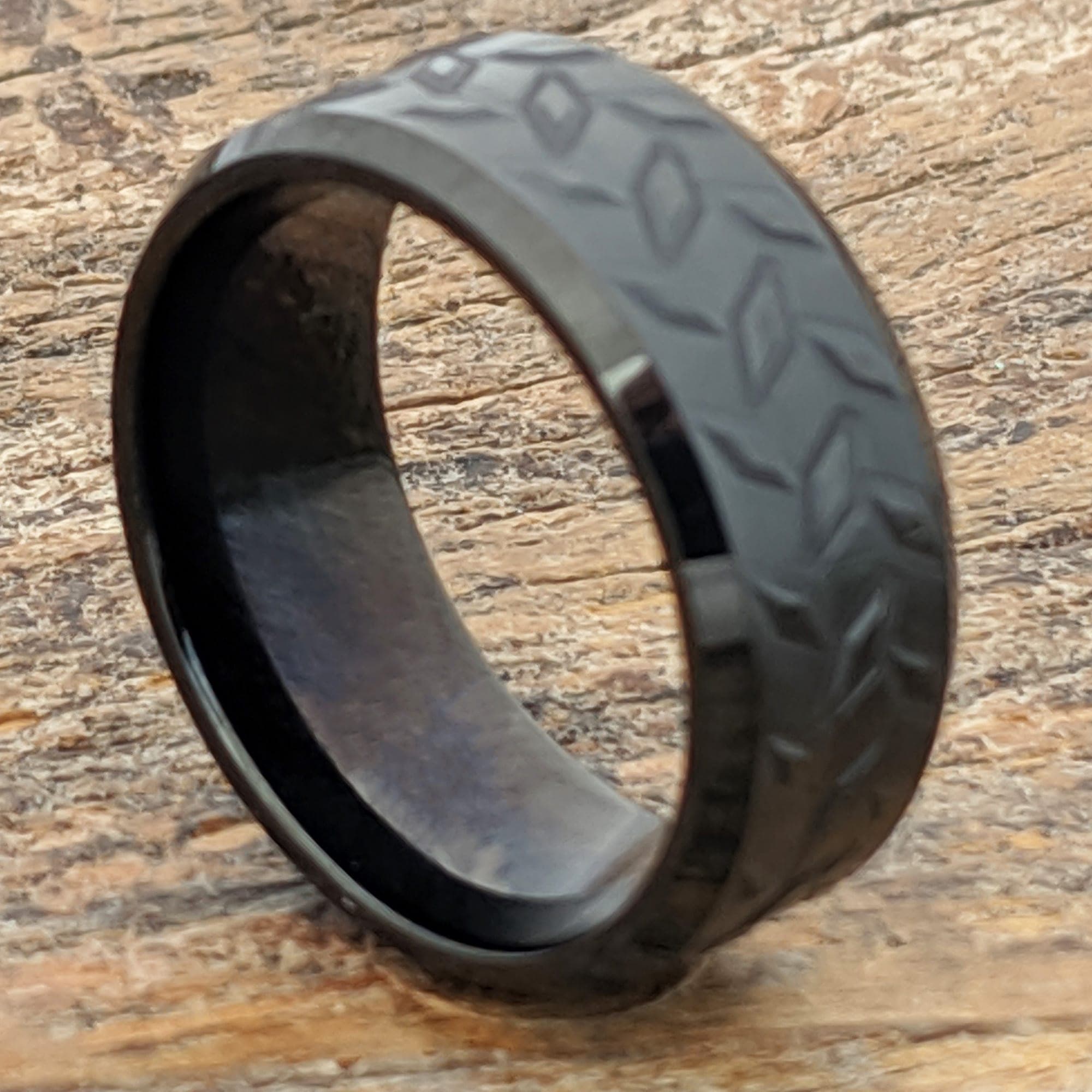 Diamond Plate Mens Black Carved Rings
