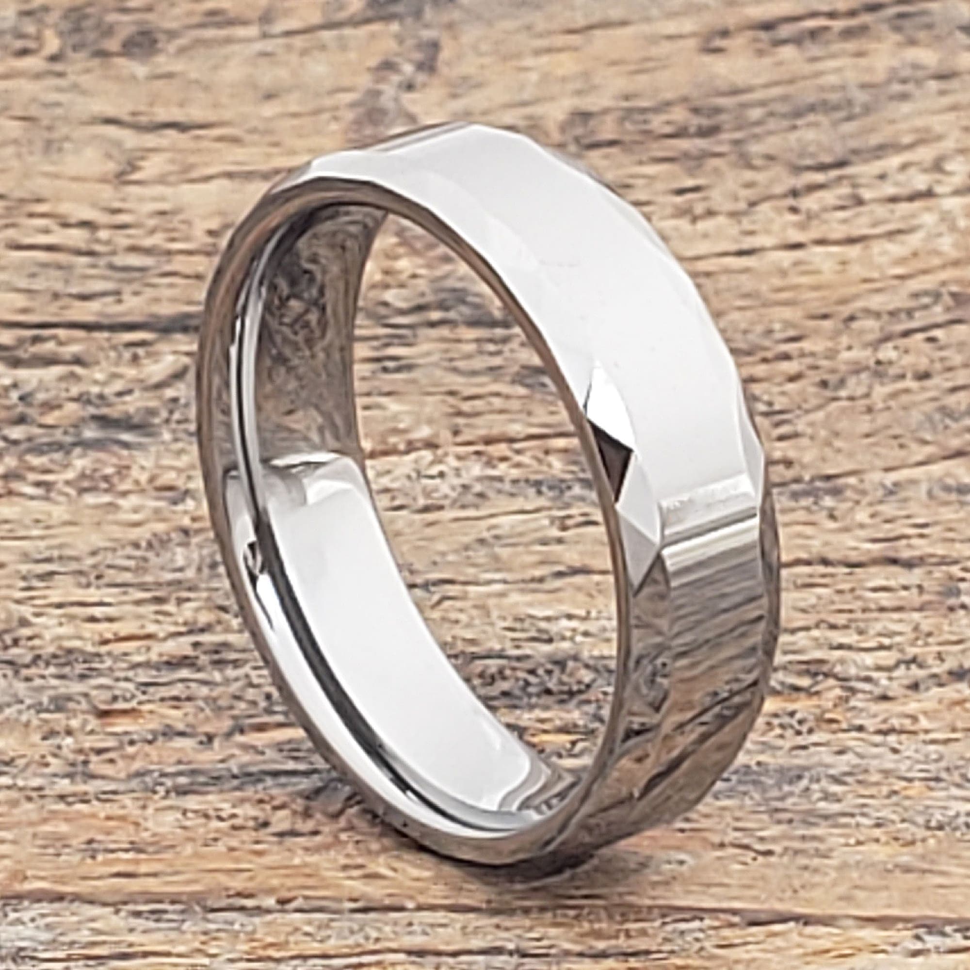 Diva Reflective Mens Faceted Tungsten Rings